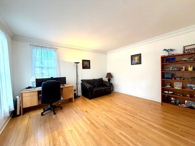 43 Independence Ln, Ashland, MA 01721