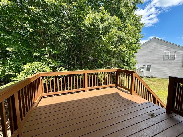 43 Independence Ln, Ashland, MA 01721