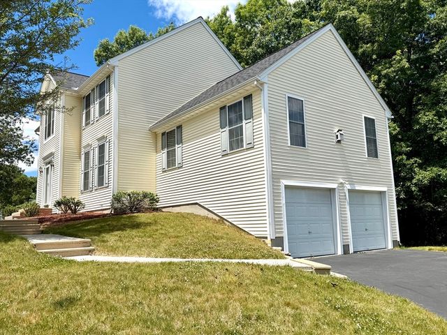 43 Independence Ln, Ashland, MA 01721