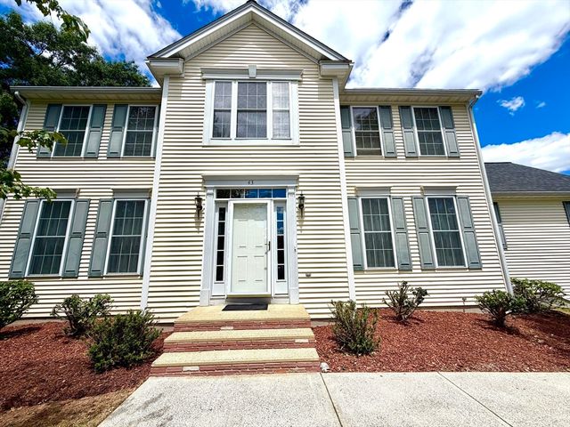 43 Independence Ln, Ashland, MA 01721
