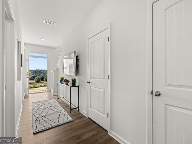 5995 Skylar Drive Drive 70, Atlanta, GA 30336