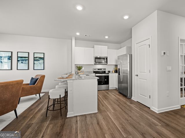 5995 Skylar Drive Drive 70, Atlanta, GA 30336