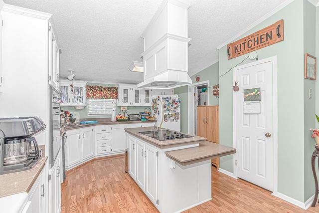 1353 Circle Bay Dr., Longs, SC 29568