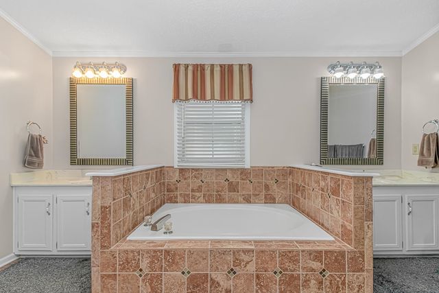 1353 Circle Bay Dr., Longs, SC 29568