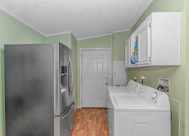 1353 Circle Bay Dr., Longs, SC 29568
