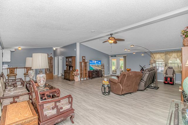1353 Circle Bay Dr., Longs, SC 29568