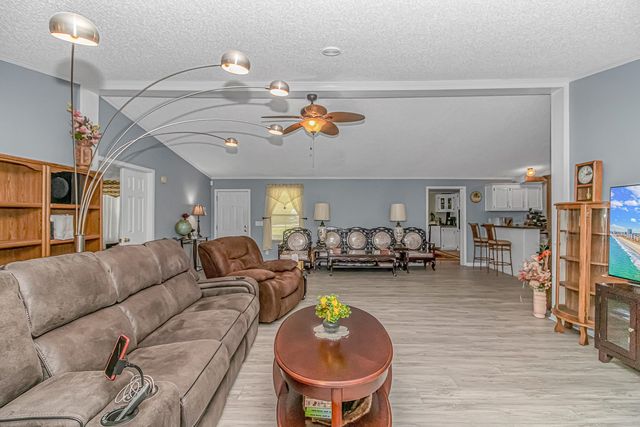 1353 Circle Bay Dr., Longs, SC 29568