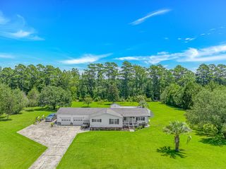 1353 Circle Bay Dr., Longs, SC 29568