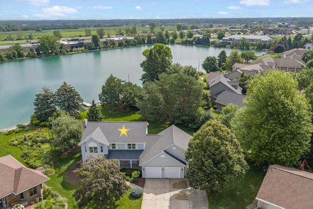 2485 VAN VIEW COURT, Green Bay, WI 54311