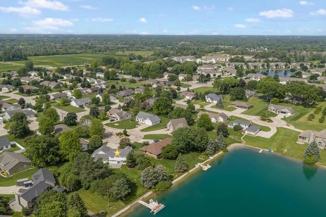 2485 VAN VIEW COURT, Green Bay, WI 54311