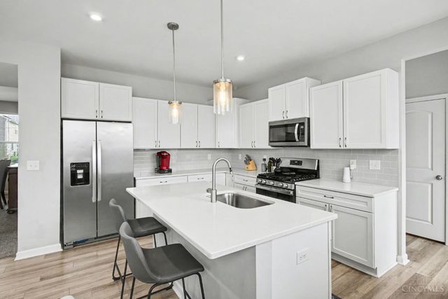 4677 Hampton Pointe Drive, Green Twp, OH 45248