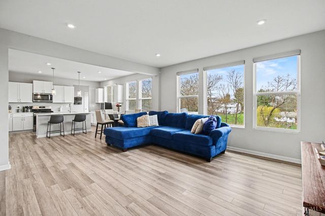 4677 Hampton Pointe Drive, Green Twp, OH 45248