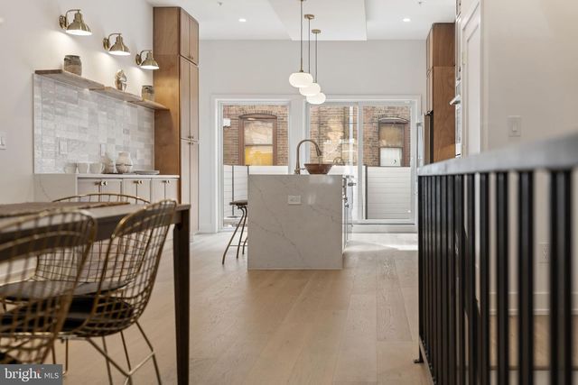 2214 E GORDON ST, Philadelphia, PA 19125