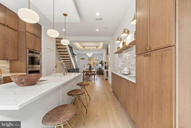 2214 E GORDON ST, Philadelphia, PA 19125