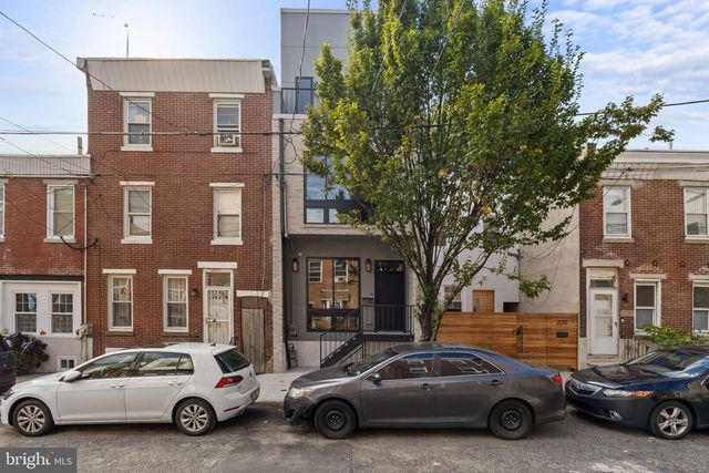 2214 E GORDON ST, Philadelphia, PA 19125