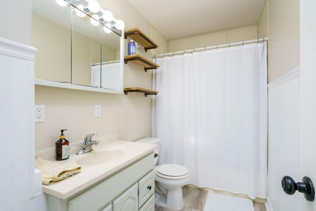 2656 Hillview Road, Mounds View, MN 55112