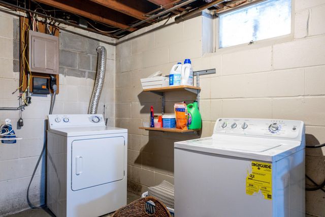 2656 Hillview Road, Mounds View, MN 55112