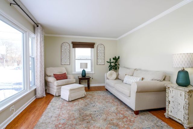 2656 Hillview Road, Mounds View, MN 55112