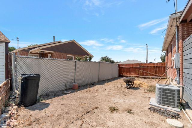 7391 S ELM ST, Midvale, UT 84047