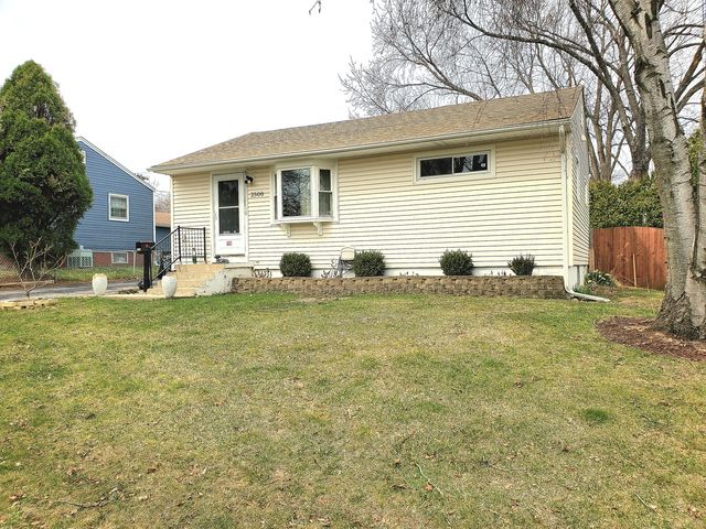 2500 Dakota Road, Waukegan, IL 60087