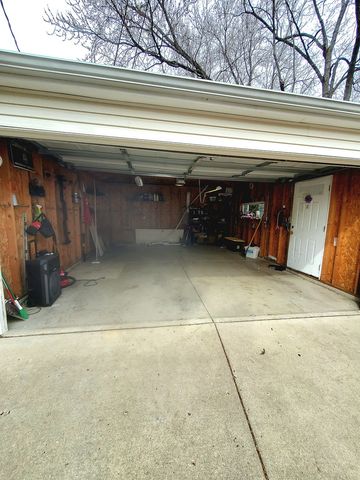 2500 Dakota Road, Waukegan, IL 60087