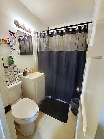 2500 Dakota Road, Waukegan, IL 60087