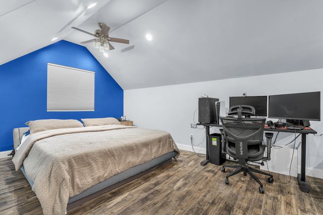 10955 NW Makeever Drive, Demotte, IN 46310