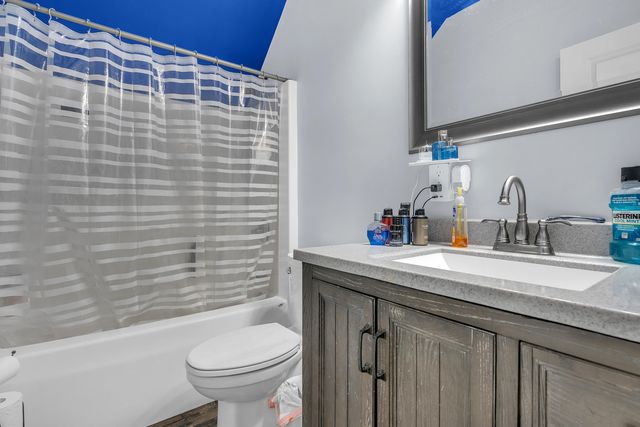 10955 NW Makeever Drive, Demotte, IN 46310