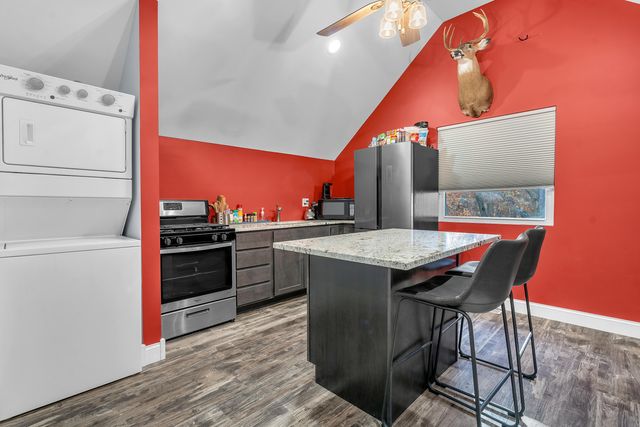 10955 NW Makeever Drive, Demotte, IN 46310