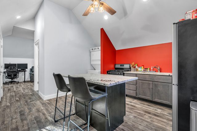 10955 NW Makeever Drive, Demotte, IN 46310