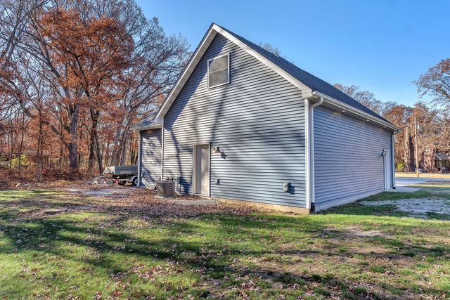 10955 NW Makeever Drive, Demotte, IN 46310