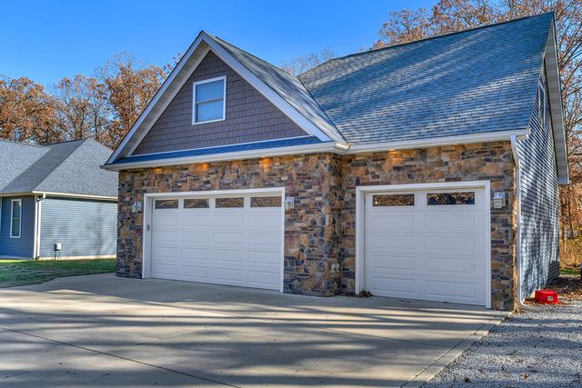 10955 NW Makeever Drive, Demotte, IN 46310