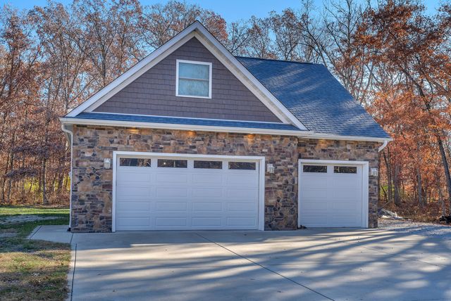 10955 NW Makeever Drive, Demotte, IN 46310