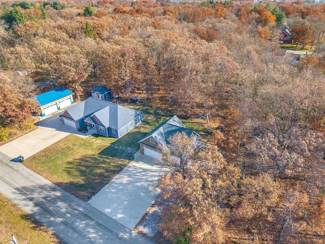 10955 NW Makeever Drive, Demotte, IN 46310