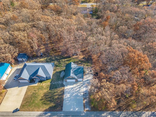 10955 NW Makeever Drive, Demotte, IN 46310