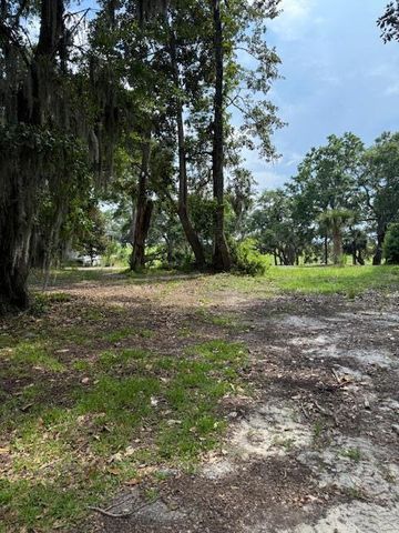 16 W Haven, Beaufort, SC 29906