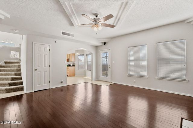 7387 CAMINO DEL SOL Drive, El Paso, TX 79911