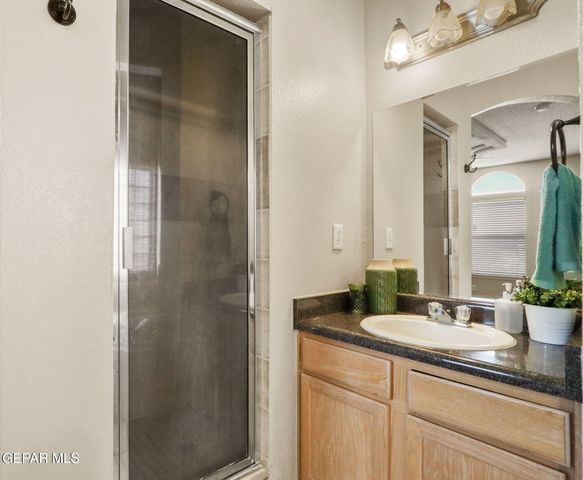 7387 CAMINO DEL SOL Drive, El Paso, TX 79911