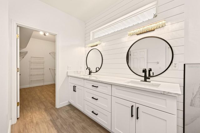 1020 WELLINGTON COURT, Oviedo, FL 32765