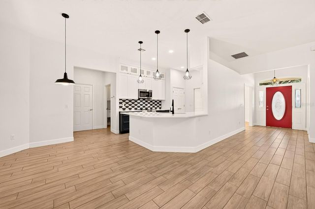 1020 WELLINGTON COURT, Oviedo, FL 32765