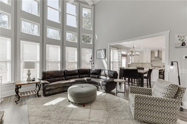 277 Lostwood Trail, Sugar Hill, GA 30518