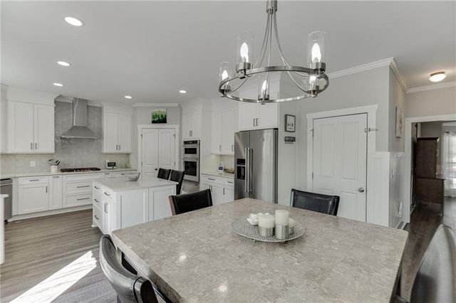 277 Lostwood Trail, Sugar Hill, GA 30518