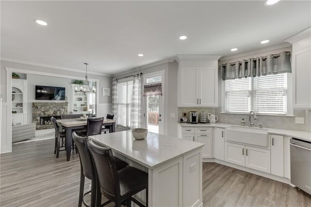 277 Lostwood Trail, Sugar Hill, GA 30518