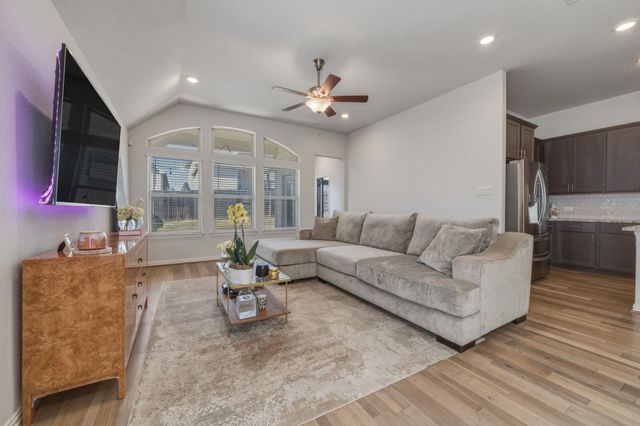 918 Leadtree LOOP, Buda, TX 78610