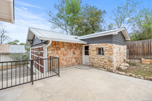 277 Magazine Avenue, New Braunfels, TX 78130