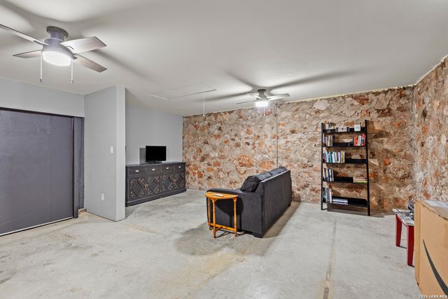 277 Magazine Avenue, New Braunfels, TX 78130