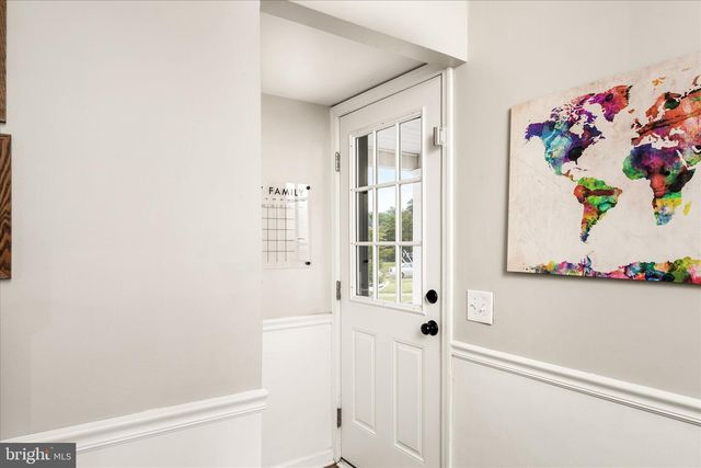 66 KENWOOD TER, Hamilton, NJ 08610