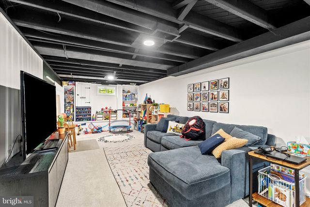 66 KENWOOD TER, Hamilton, NJ 08610