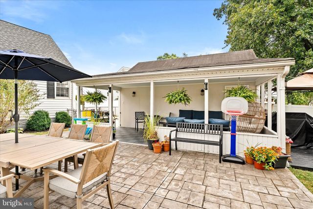 66 KENWOOD TER, Hamilton, NJ 08610