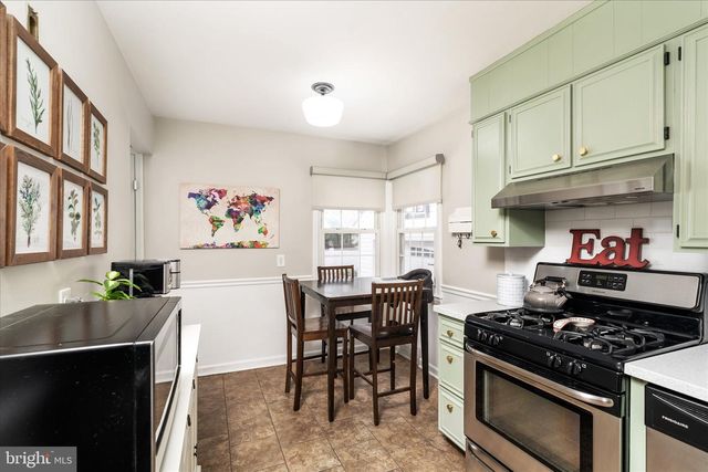 66 KENWOOD TER, Hamilton, NJ 08610